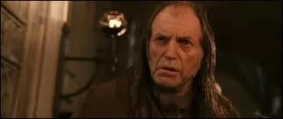 Qui est le concierge de Poudlard ?