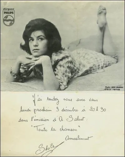 Bon, je vous invite à jouer ma série Visitons Paris, beaucoup plus intéressante et subtile. Pour moi Sheila que je m'éclate. Au fait, Sheila elle a eu 70 ans elle aussi (la photo la trahit).