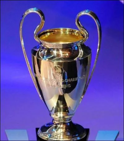 Quel est le dernier club a avoir atteint les 8es de finale de la Ligue des Champions ?