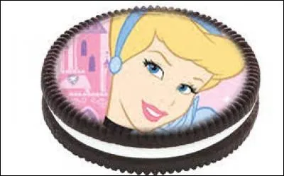 L'autre souci, c'est qu'un magicien ne pèse pas 139 kilos, en général. Oui, j'ai un peu abusé des gâteaux, ça vous pose un problème ? Du coup, je vais m'interdire un gâteau rond en forme de sandwich :