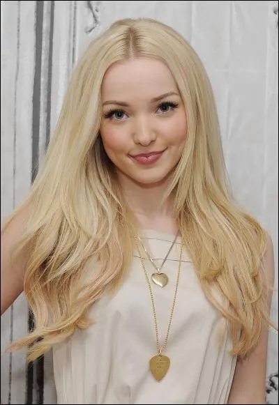 Quel âge a-t-elle ? .. ans