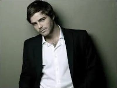 Comment s'appelle le film qui sortira prochainement avec Peter Lanzani comme acteur principal ?