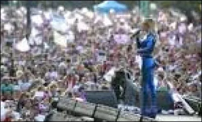 Combien de personnes se sont rassembl&eacute;es lors de la Juntada Tinistas ?