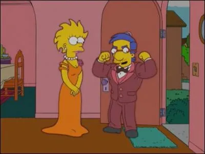 Qui a sauvé Lisa d'un incendie à l'âge de 12 ans ?