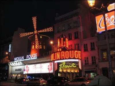 Bien que ce moulin soit en France, il faut quand même donner un nom à la ville où ce célèbre monument est présenté...
Le moulin rouge est à __________________.

Qui dit vrai ?