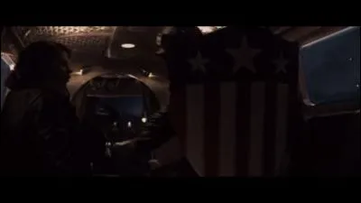 "Le porte-bannières étoilé", vous en déduisez :