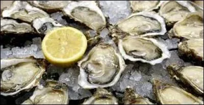 En entrée nous pourrions choisir des huîtres, mais peut-être n'y en a-t-il pas sur l'île de Beauté ?