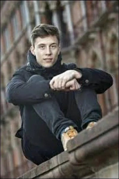 À quelle place arrive-t-il ?