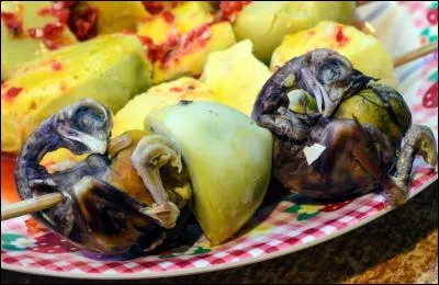 Sinon, proposez-lui ces magnifiques brochettes asiatiques... De quoi sont-elles composées ?