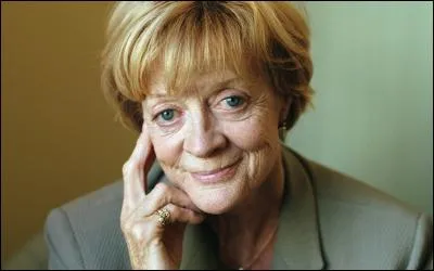 Minerva McGonagall, la professeure de transformation est jouée par ...