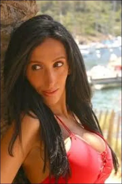 Qui est l'ex de Diana Jones qui a fait la saison 2 des anges ?