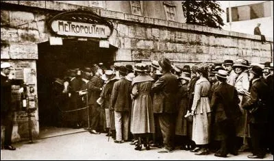 Combien y a-t-il de stations de métros fantômes à Paris ?