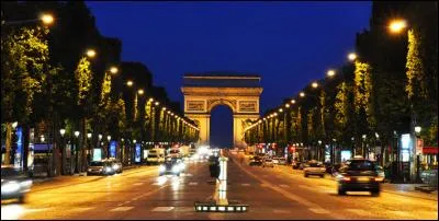 Que peut-on voir comme événements sur les Champs-Elysées ? (plusieurs réponses)