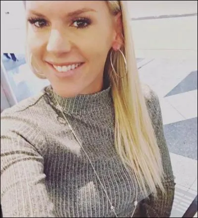 De quelle ville de Belgique vient Amélie Neten ?