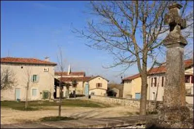 Petit village aquitain de 61 habitants, dans l'arrondissement de Périgueux, Bourg-des-Maisons se trouve dans le département ...