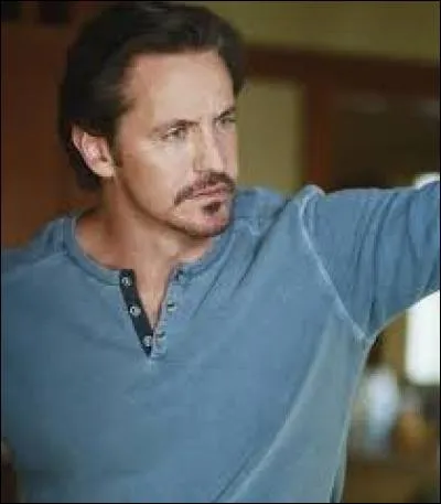 Qui est l'épouse de Ben Faulkner ?