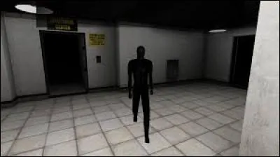 SCP-106 a la possibilité de :