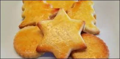 Comment sont appelés ces petits gâteaux secs de Noël, originaires de Suisse ?