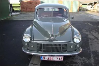 1956 - Cette Minor II "Splitwindow" est déjà à plus de 4 100  : mais quelle marque est-ce ?