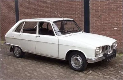 Produite à partir de 1965 dans la nouvelle usine Renault de Sandouville, quelle est cette voiture innovante ?