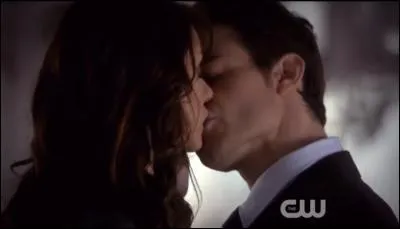 Qui est avec Elijah ?