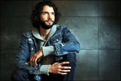 Qui est ce chanteur ?