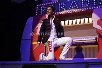 Combien d'albums a-t-il sortis (en février 2016) ?