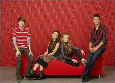 Farkle aime-t-il Riley et Maya ?
