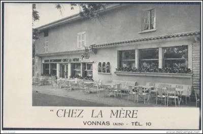 Quelle est cette "Mère" de la gastronomie française, installée à Vonnas, dont le poulet de Bresse aux morilles et la côte de veau à l'oseille lui valent une première étoile au Guide Michelin en 1929 ?