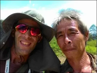 Cet homme, à droite de notre "tour leader" Laurent, est :