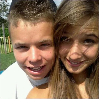 Comment s'appelle l' ex-copine de MA2X ?