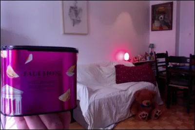 Vous ne pouvez pas dire que vous n'aurez pas le choix pour les thés et voici le dernier, mais non le moindre : Le thé Mélange Fauchon qui consiste en...(remplir les pointillés)