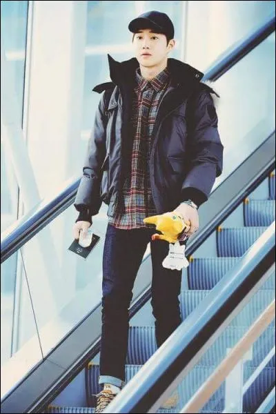 Comment s'appelle le célèbre groupe d'amis dans lequel il fait partie ?