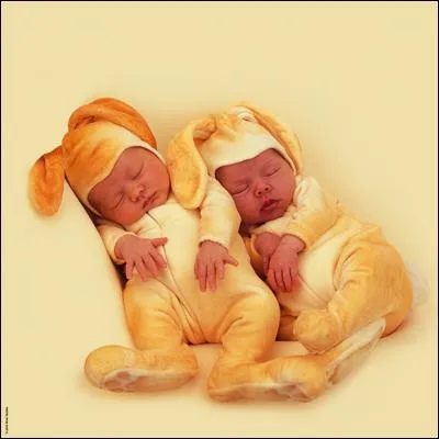 Trouvez le chanteur par les paroles : Je vois venir le temps - Où tu vas me quitter - Pour changer de saison - Pour changer de maison !