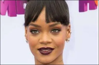 Selon certaines sources, Riri serait de nouveau en couple avec :