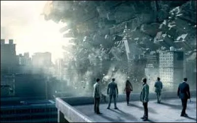 Quel est le nom de ce film am&eacute;ricain qui &eacute;voque une technologie appel&eacute; "r&ecirc;ve partag&eacute;" ?