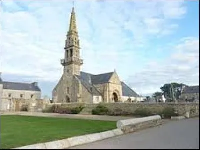 Nous partons en Bretagne, à Coat-Méal. Commune du Léon, elle se trouve dans le département ...
