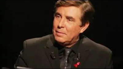 Animateur de télévision et de radio, il est né à Marseille le 23 novembre.