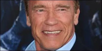 Cet acteur américain est né le 30 juillet à Thal (Autriche).Il est élu 38e gouverneur de Californie en 2003 et réélu en 2006.
