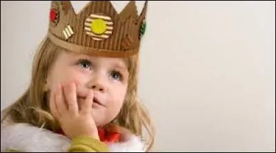 On doit recouvrir l'enfant d'or, mais pas seulement. Il faut aussi le recouvrir :