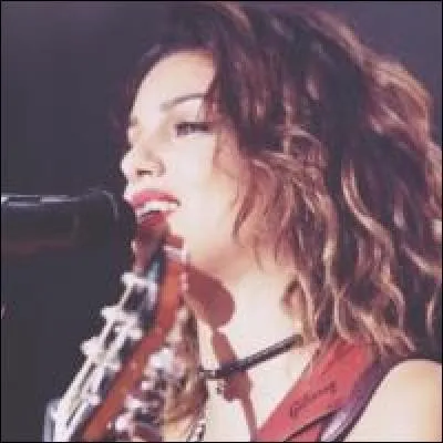 Comment se nomme sa première tournée ?