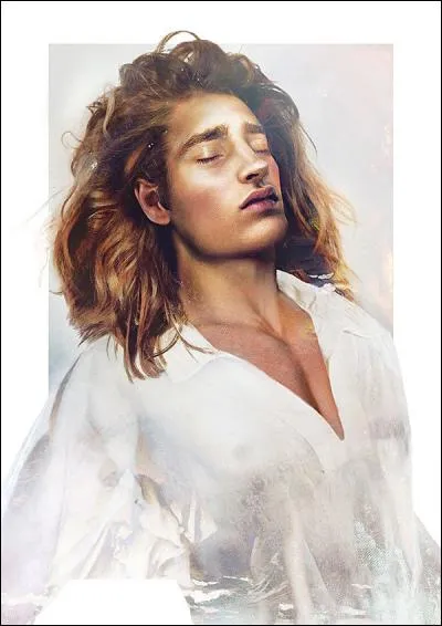 Salut, cher prince. Moi aussi, ma princesse s'est enfuie, quelle coïncidence... Elle est tellement Belle... Il faut que je la retrouve avec celui qui fut mon rival :