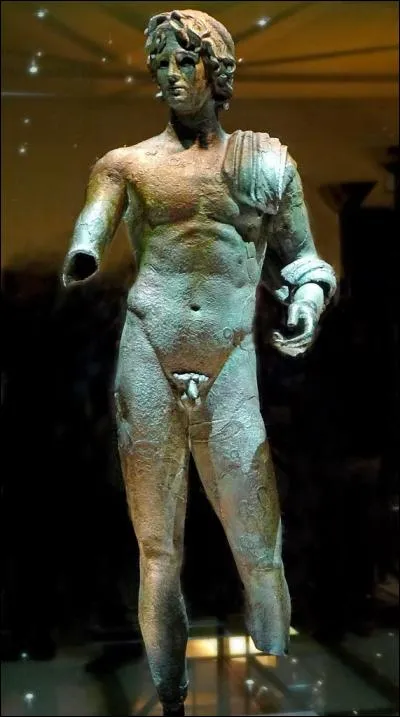 Un, puis plusieurs éphèbes de bronze grecs ont été retrouvés en Méditerranée : c'est dans l'Hérault, mais où précisément ?