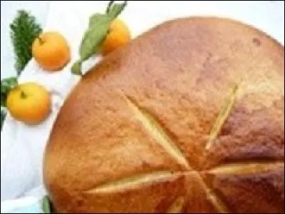 Quand elle fait partie des 13 desserts, c'est que cette pâtisserie nous vient traditionnellement de Provence. Comment la nomme-t-on ?