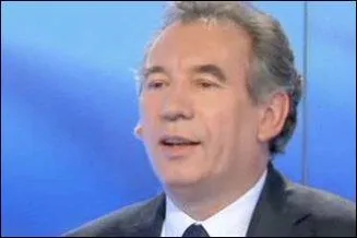 Avant d'accuser sur France 2 , jeudi, Daniel Cohn Bendit d'avoir 'pouss et justif' des actes pdophiles, Franois Bayrou s'tait fait traiter par ce dernier de: