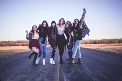 Comment s'appelle leur tout premier album ?