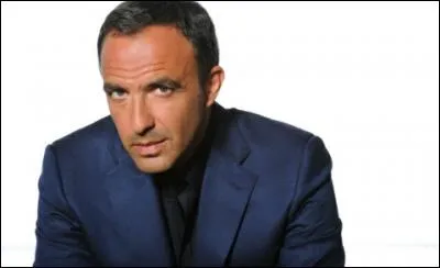 Sur quelle chaîne travaille cet animateur ?