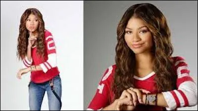 Dans quelle série TV joue-t-elle en 2015 ?