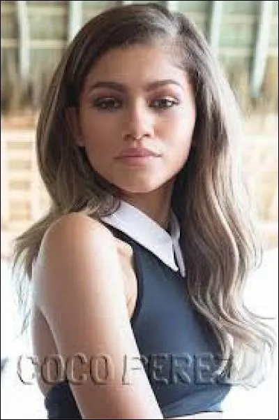 Comment s'appelle sa mère ?