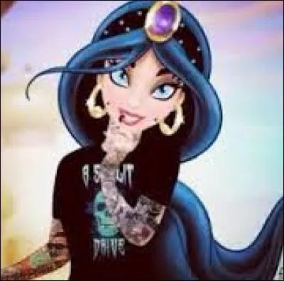 Qu'est-ce qu'elle est belle ! Qui est-elle ?